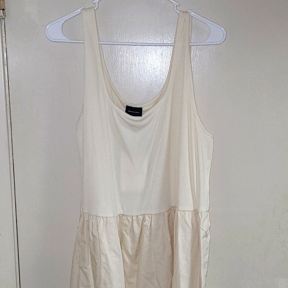 Pale yellow Who What Wear knit maxi dress.